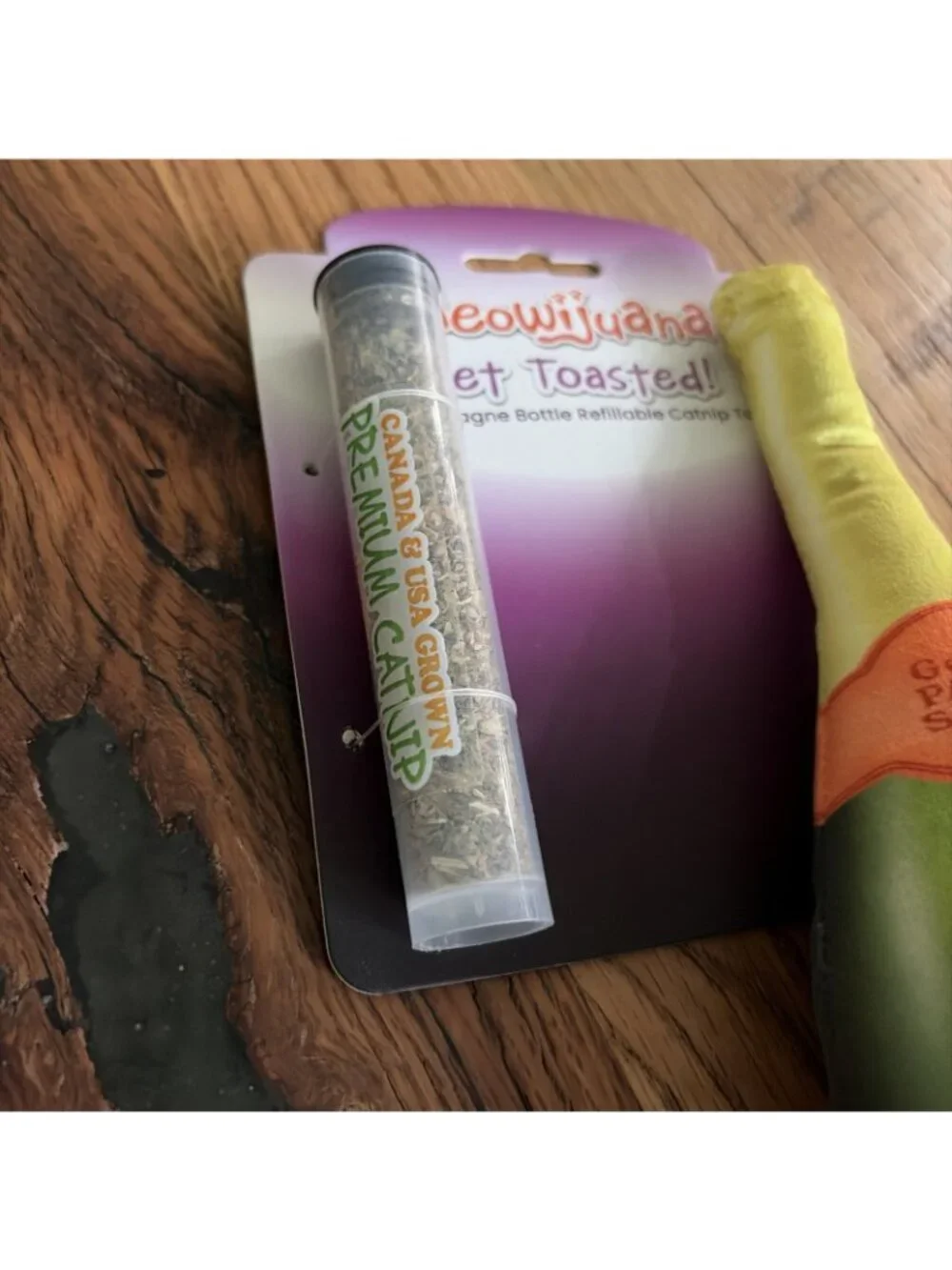 Meowijuana Get Toasted Cat Toy Premium Catnip Refillable New